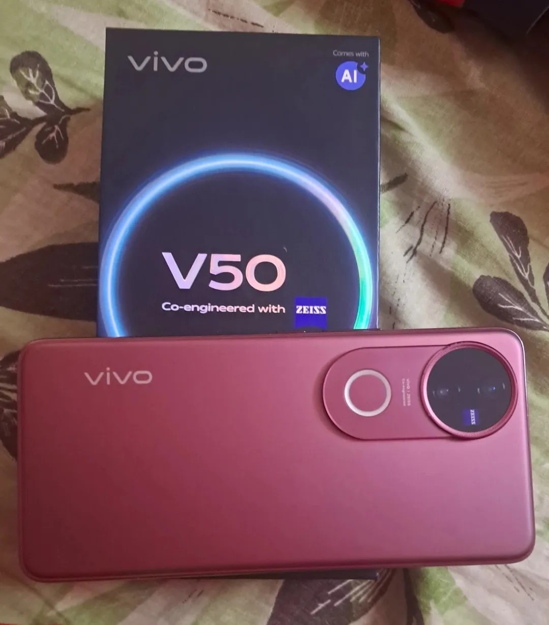 vivo V50