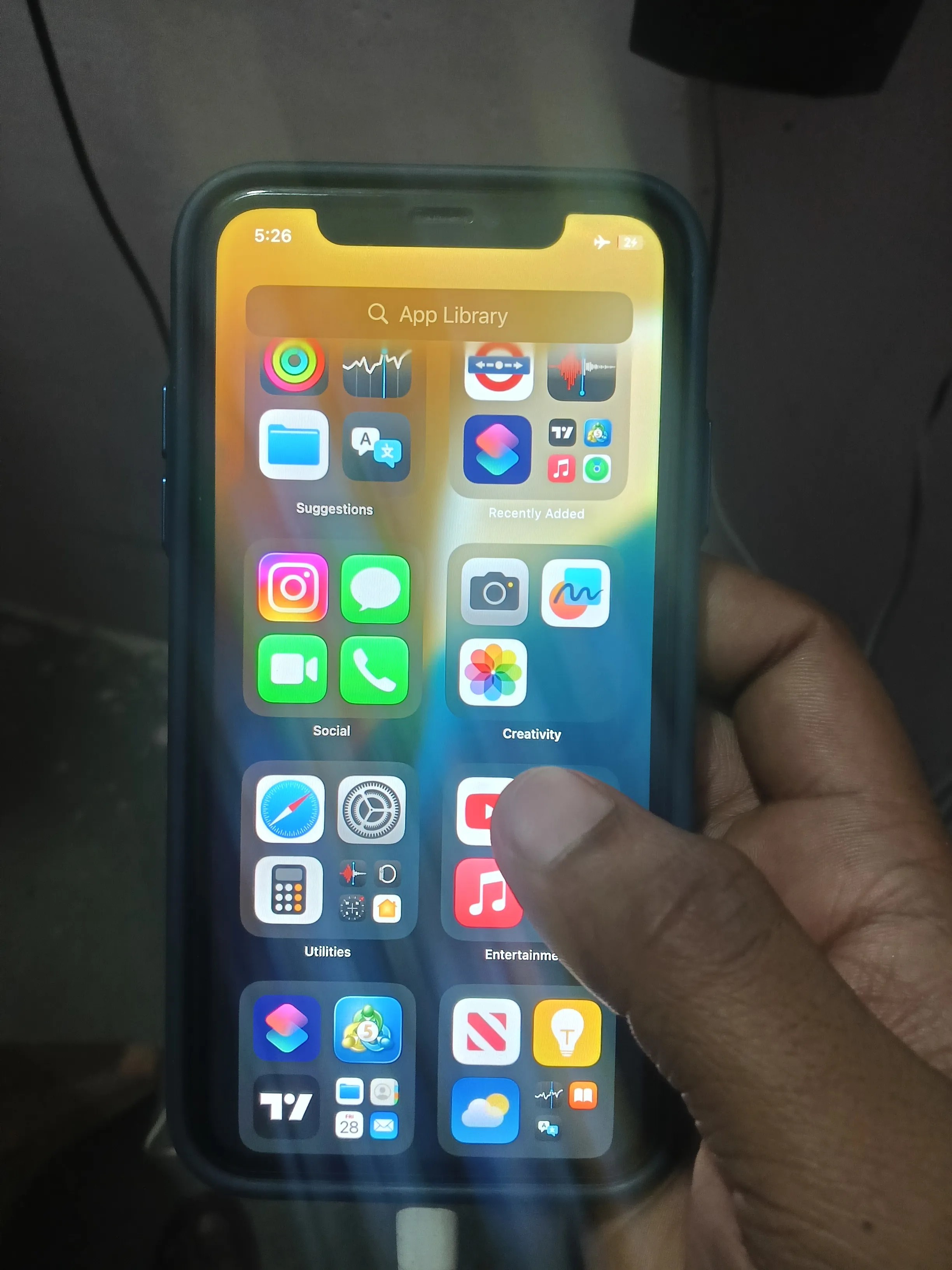 Apple iPhone 11