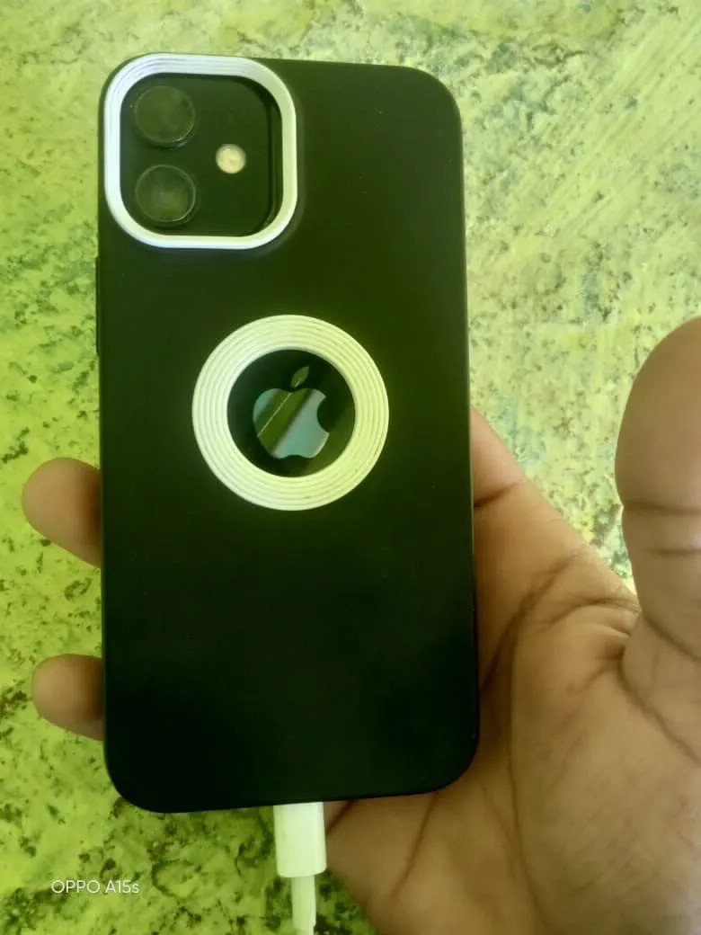 Apple iPhone 12 mini