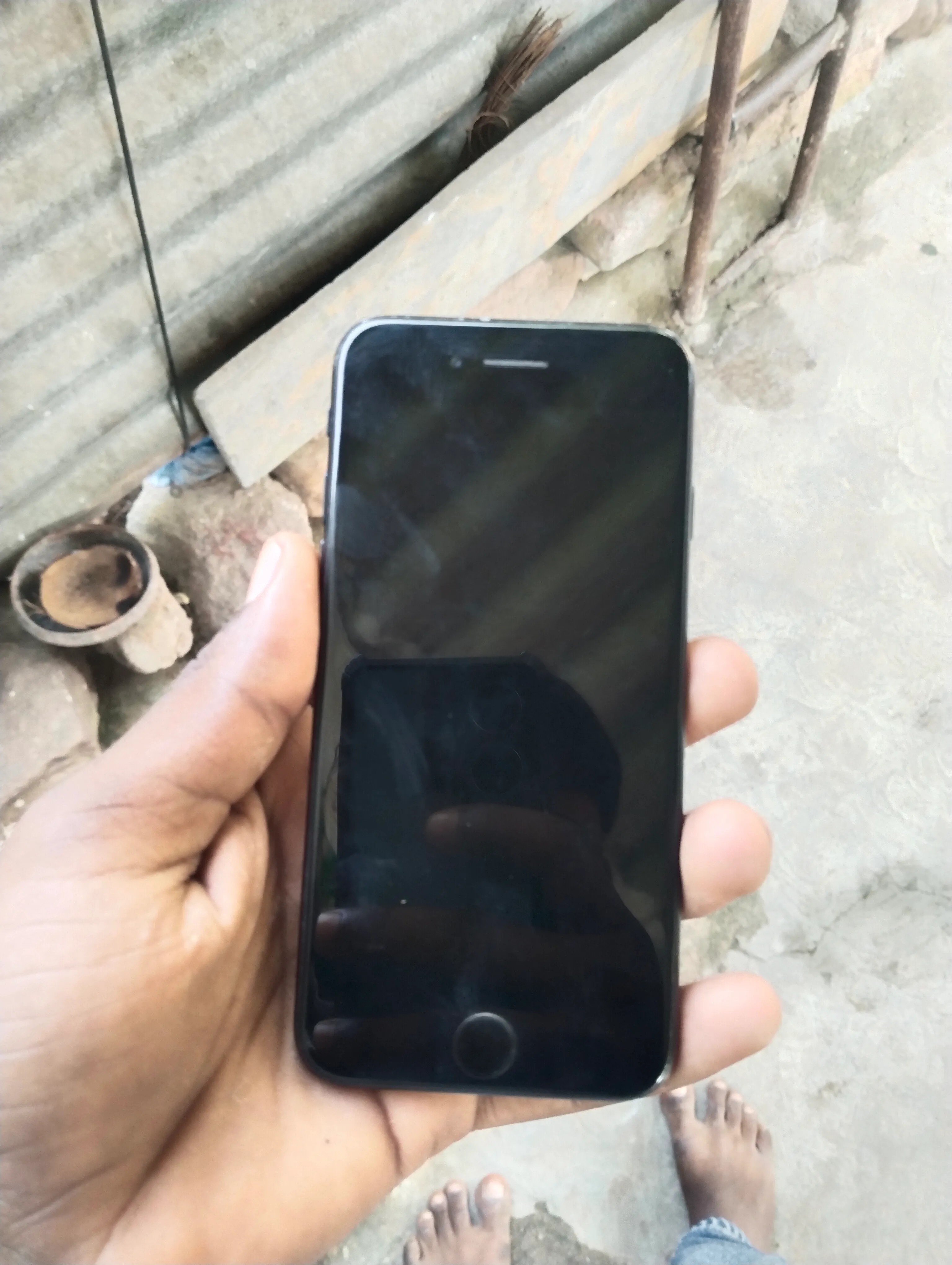 Apple iPhone SE (2020)