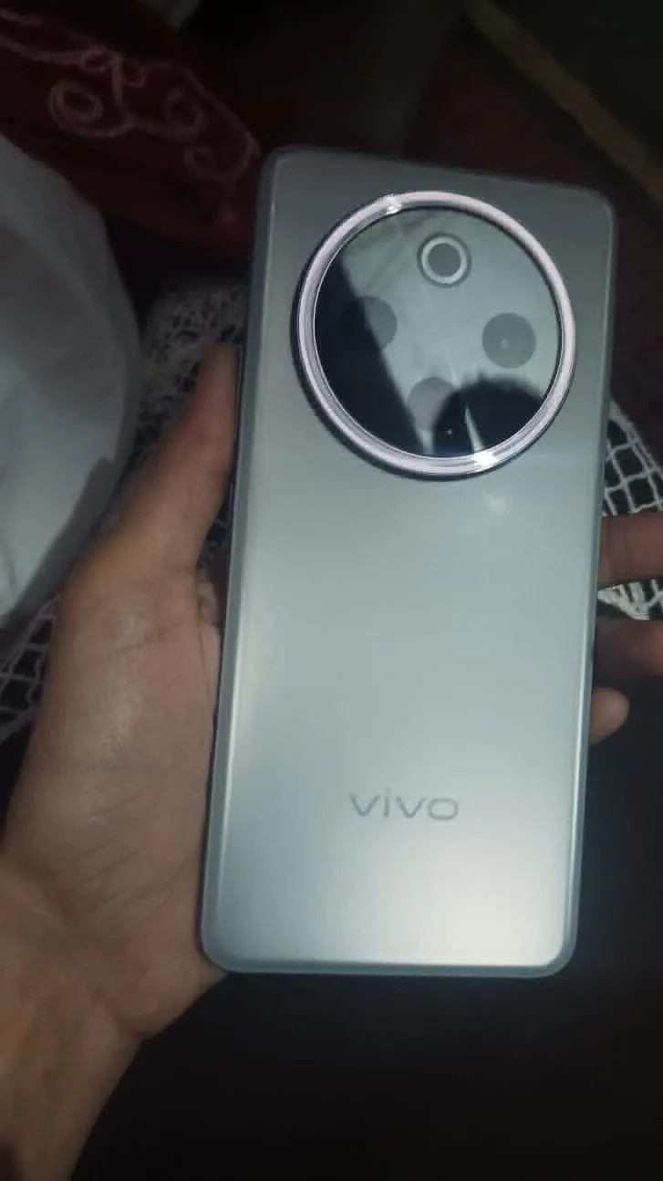 vivo T4