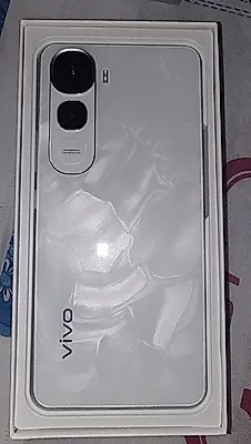 vivo Y400