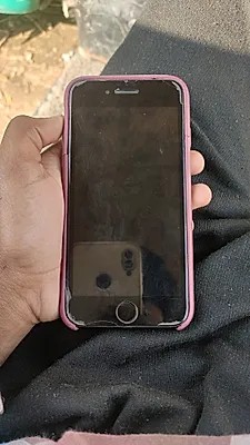 Apple iPhone SE (2020)