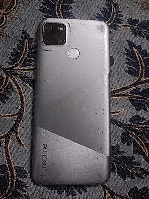 Realme C12