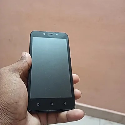 Lava Z21