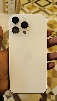 Apple iPhone 16 Pro Max