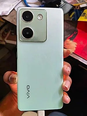 vivo Y300 Plus