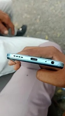 vivo iQOO Z6 Lite