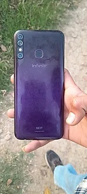 Infinix Hot 8