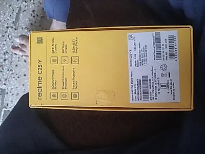 Realme C25Y