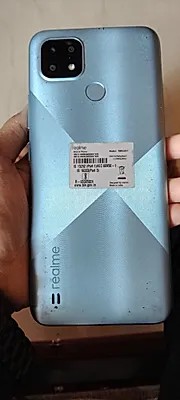 Realme C21
