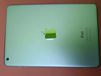 Apple iPad mini 4 (2015)