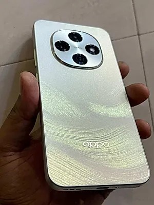 Oppo F31 Pro
