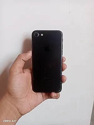Apple iPhone 7