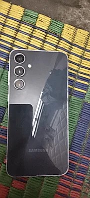 Samsung Galaxy S23 FE