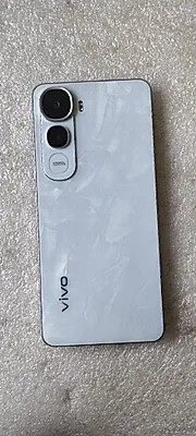 vivo Y400