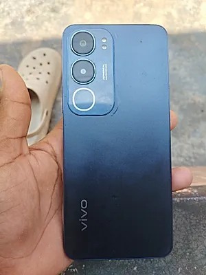 vivo Y29