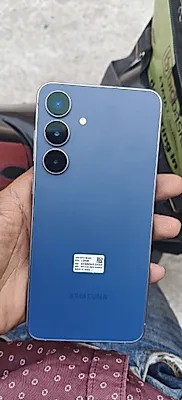 Samsung Galaxy S25 FE