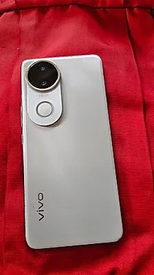 vivo V50e