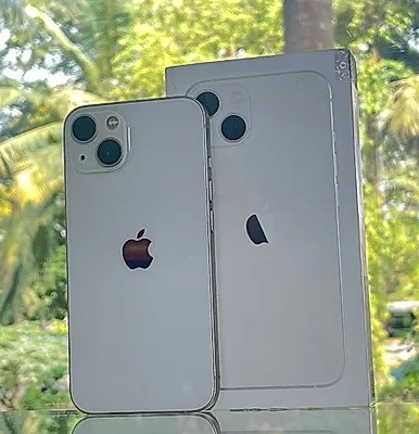 Apple iPhone 13