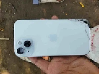 Apple iPhone 15