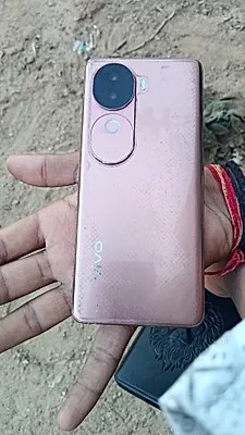 vivo V40e