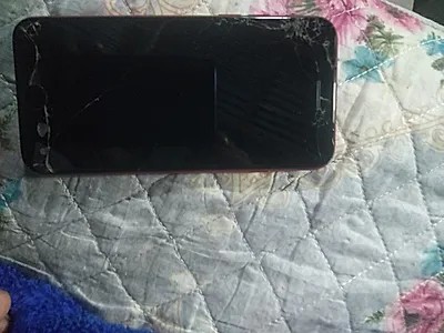 Apple iPhone SE (2020)