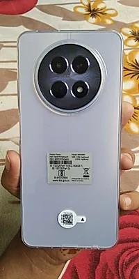 Realme 12