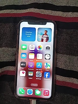 Apple iPhone XS