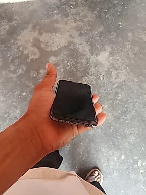 Apple iPhone XS