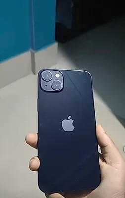 Apple iPhone 13