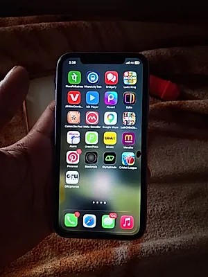 Apple iPhone 11