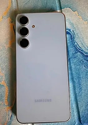 Samsung Galaxy S24 FE