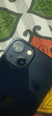 Apple iPhone 13