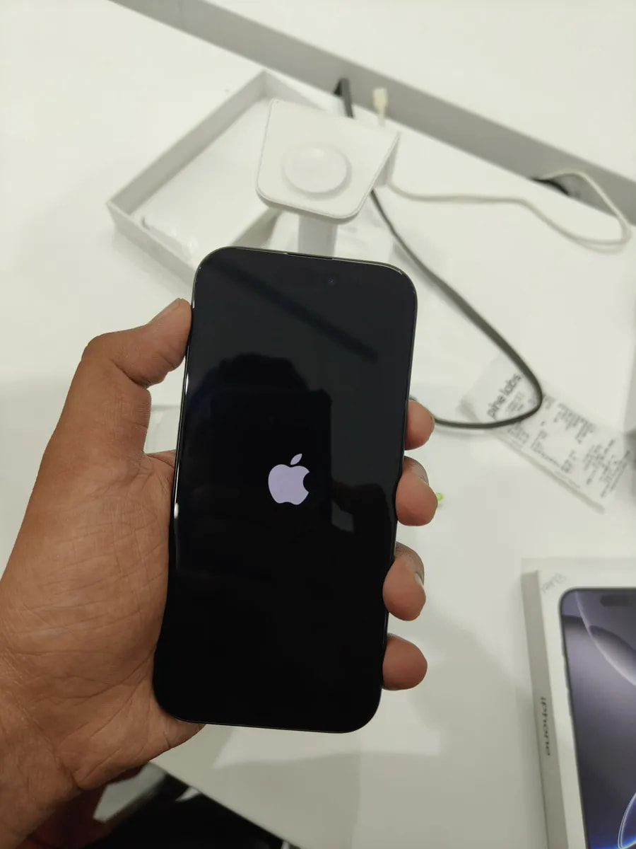 Apple iPhone 16 Pro