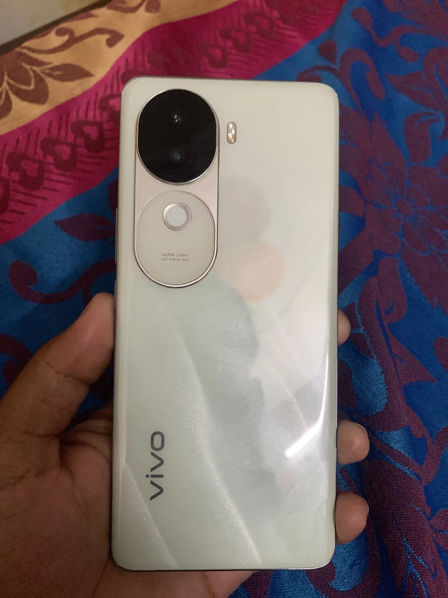 vivo V40e