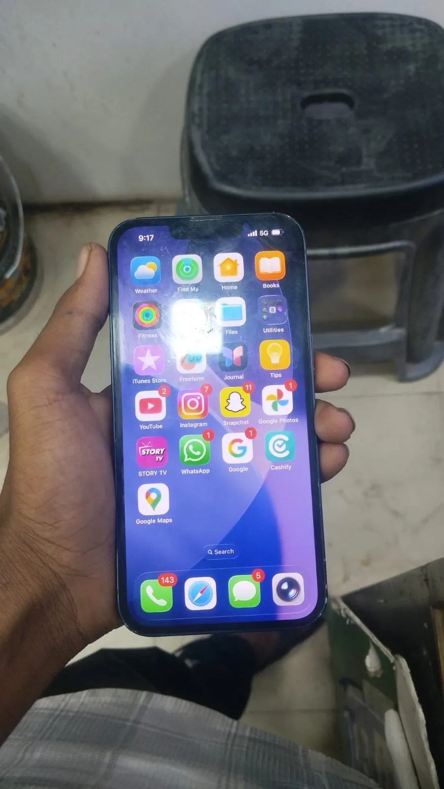 Apple iPhone 13