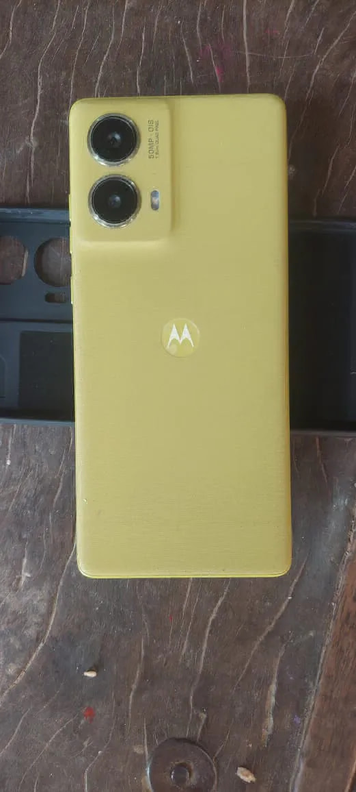 Motorola Moto G85