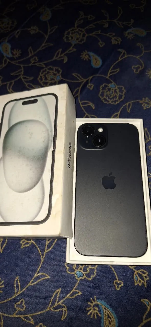 Apple iPhone 15