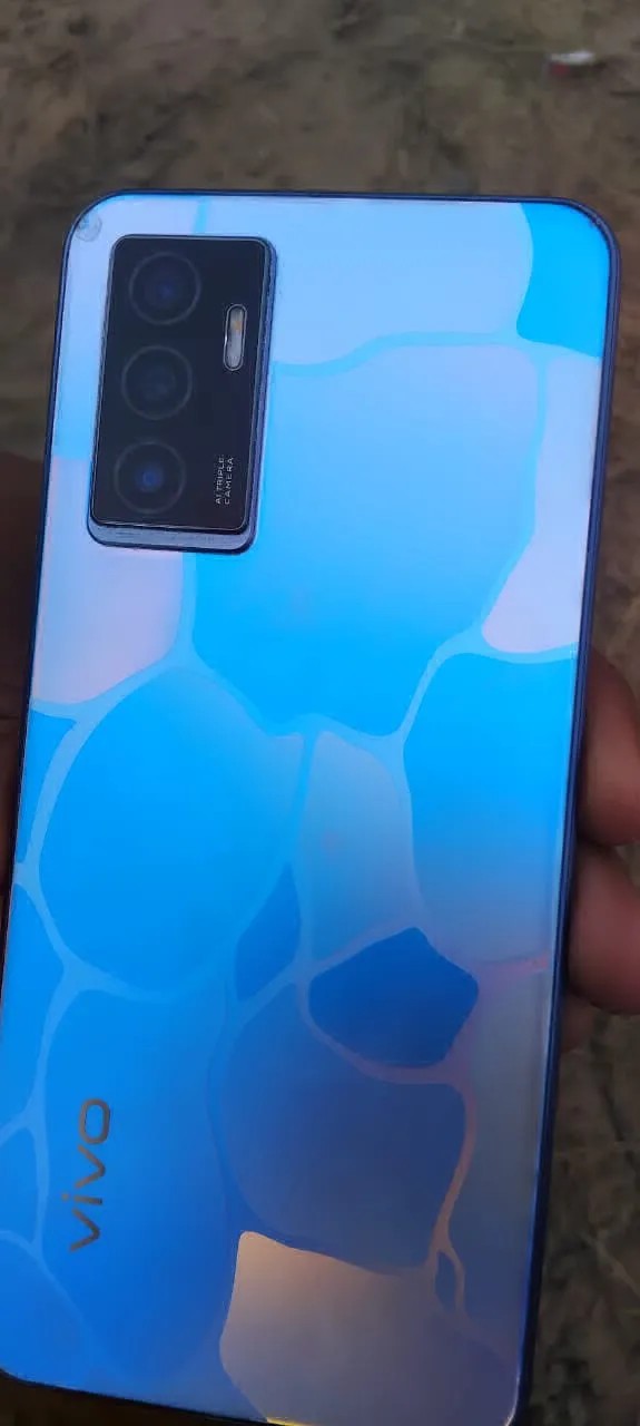 vivo Y75
