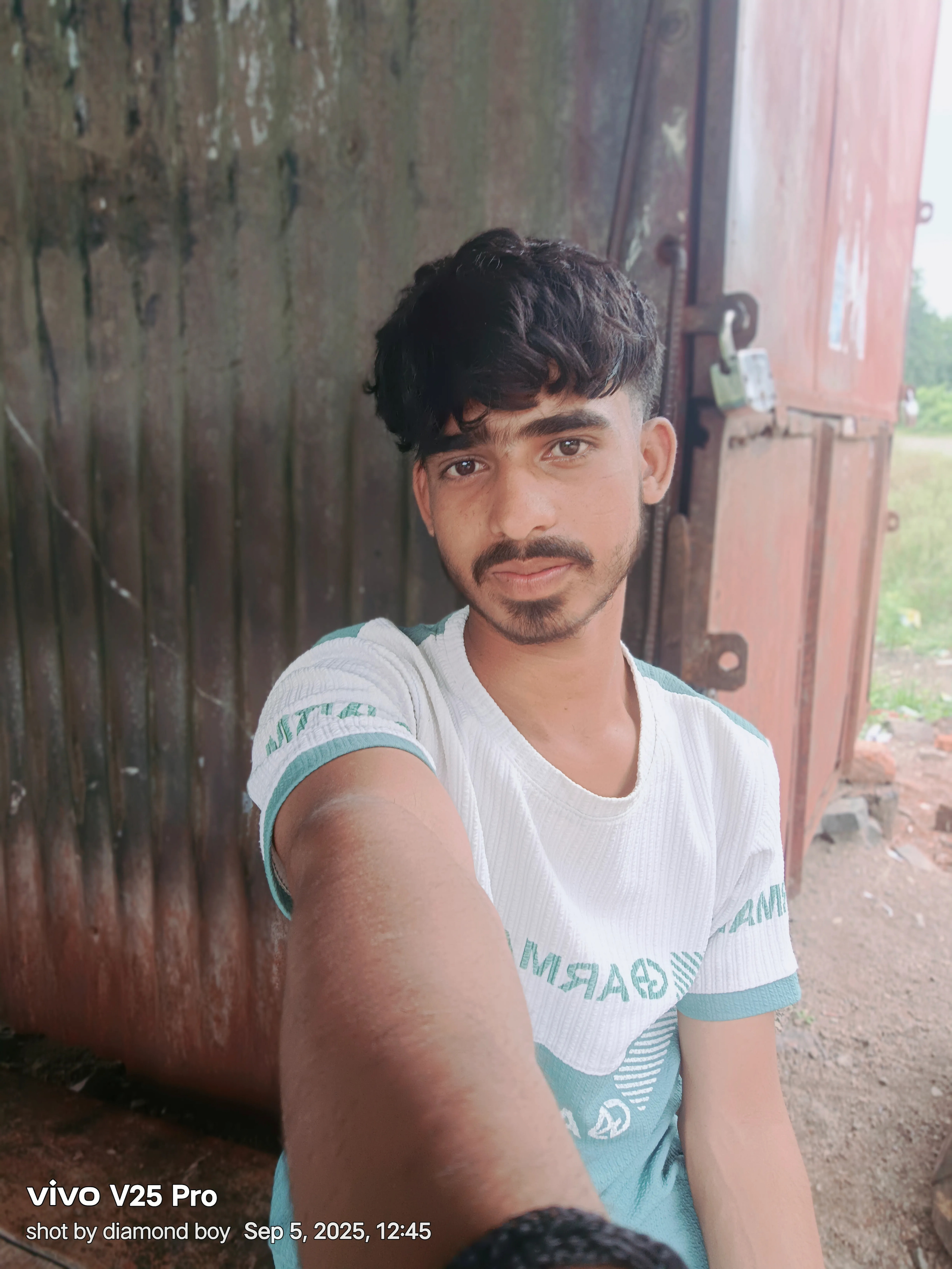 vivo V25 Pro