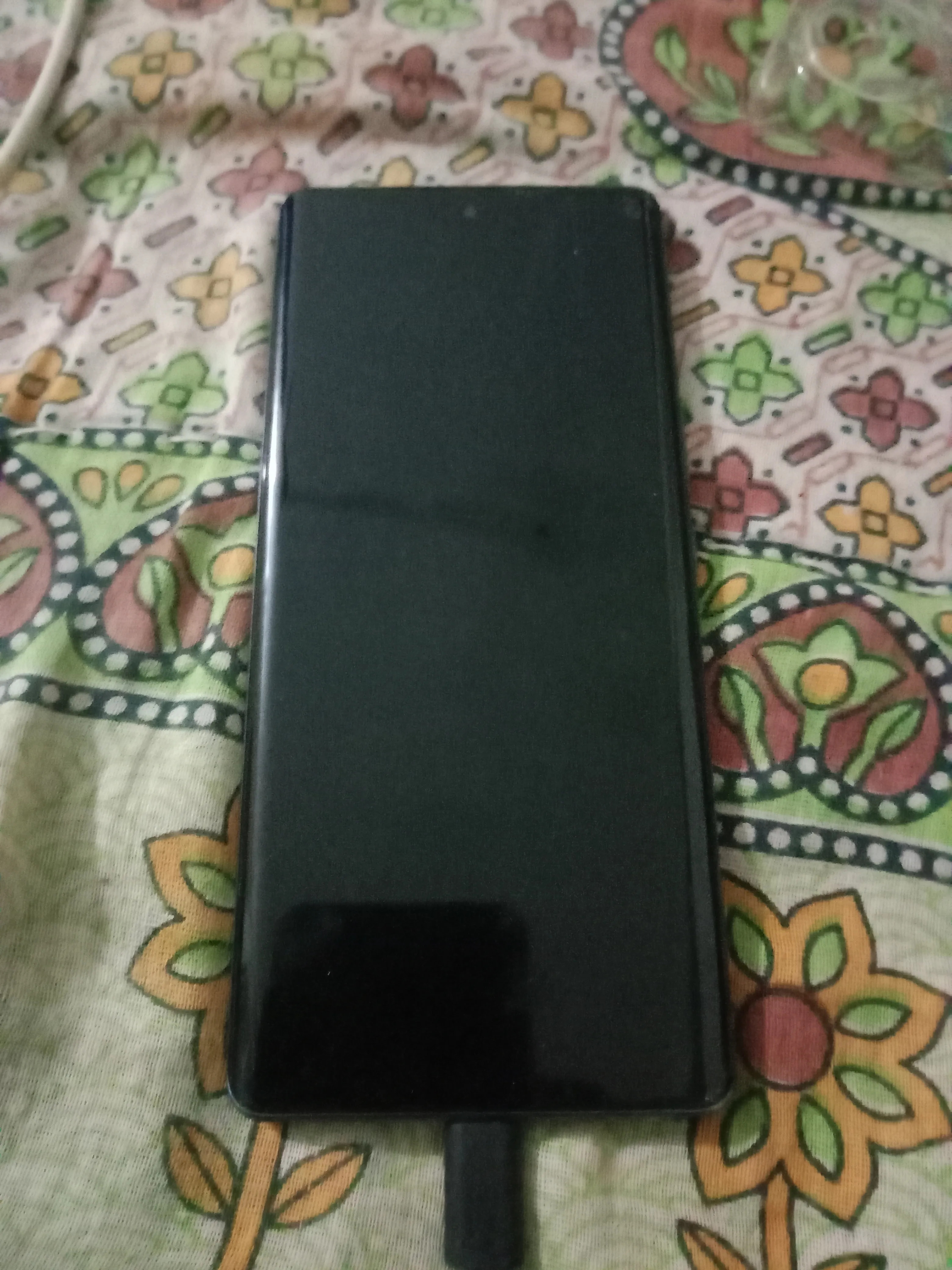 vivo V40