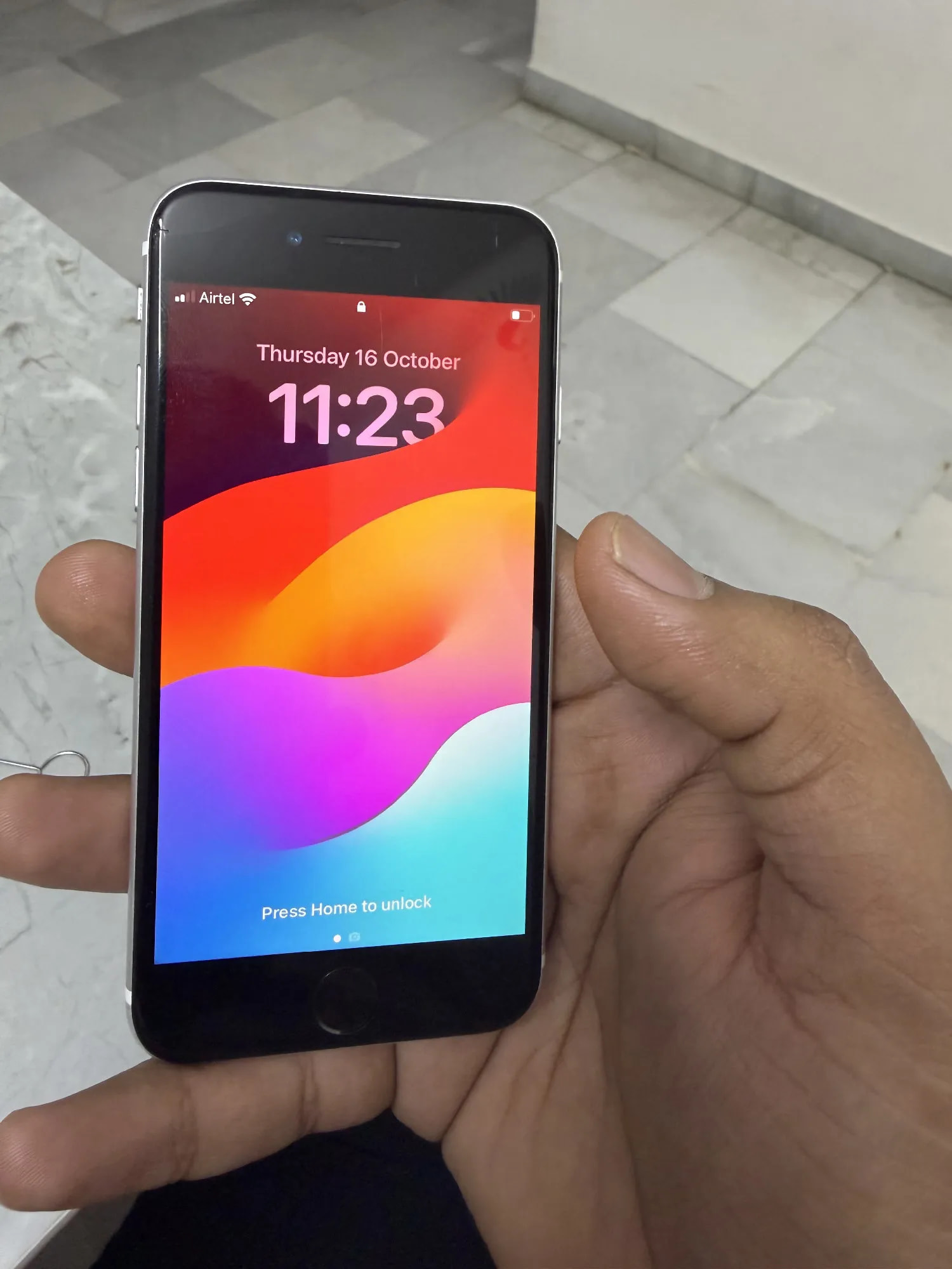 Apple iPhone SE (2020)