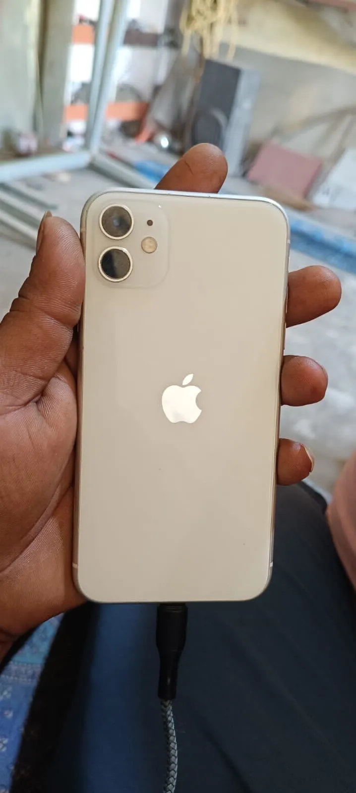 Apple iPhone 11