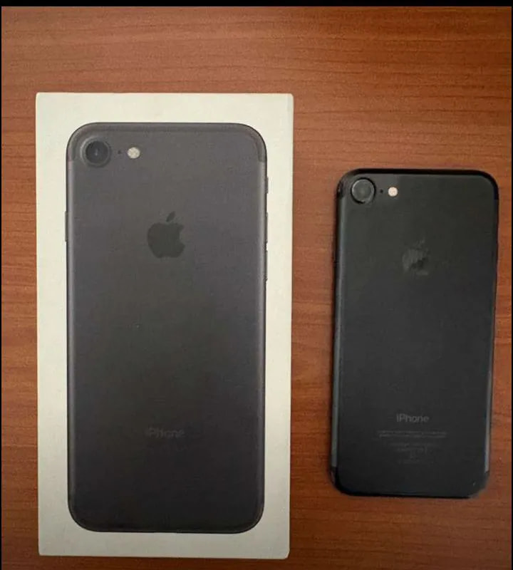 Apple iPhone 7