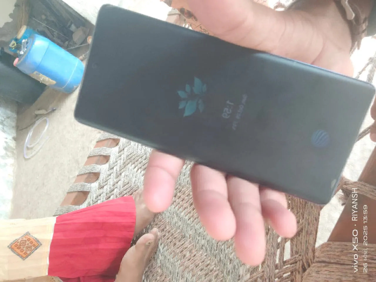vivo V27