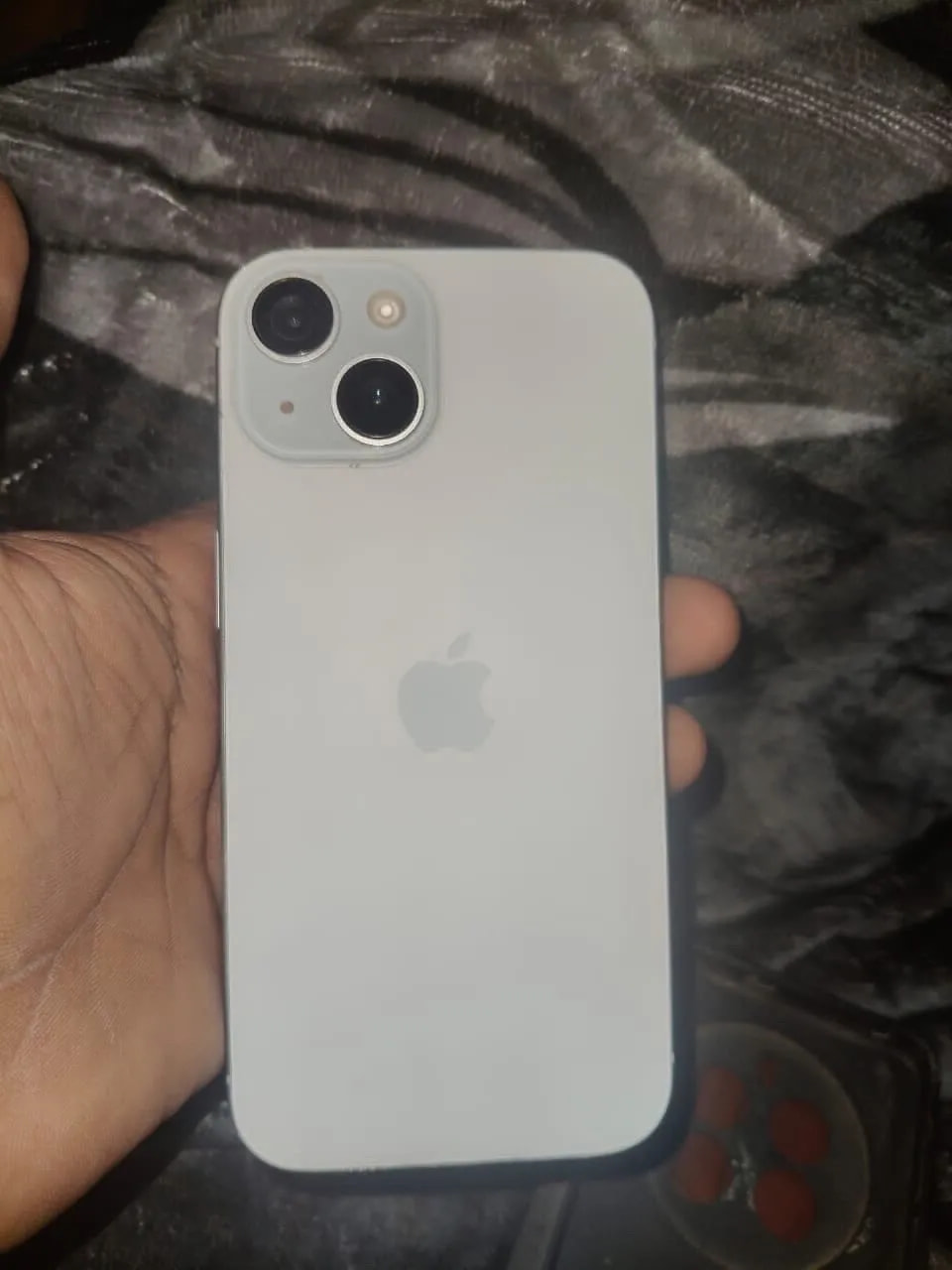 Apple iPhone 15
