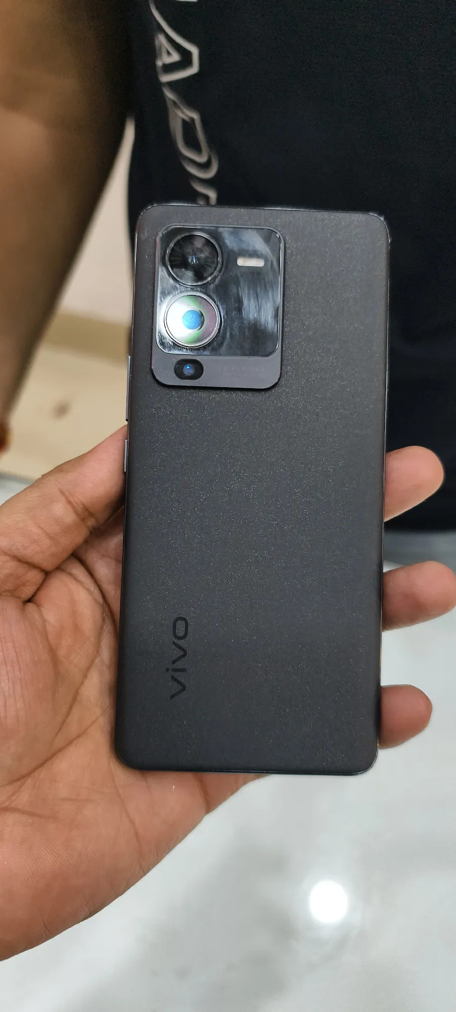 vivo V25 Pro